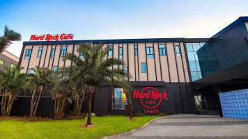 Hard Rock Cafe outside