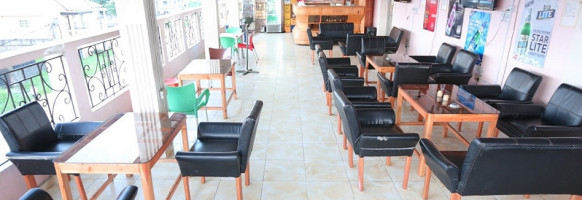 Semper Diamond Lodge inside