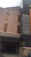 Jevinik - Ikeja outside